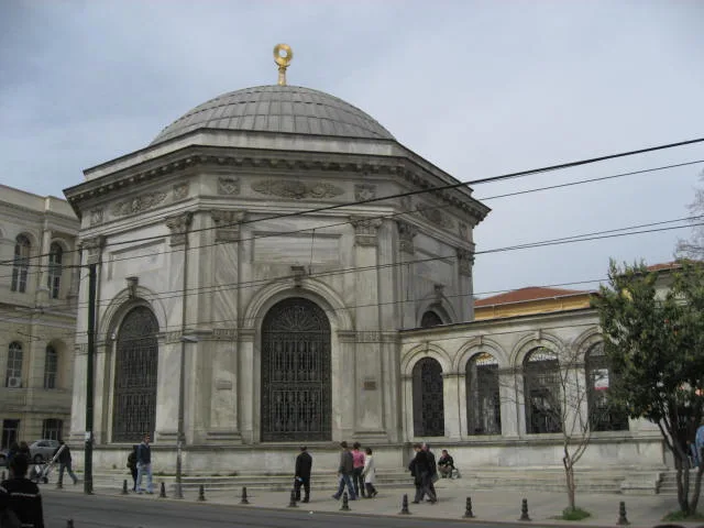 II. Mahmud Türbesi - İstanbul