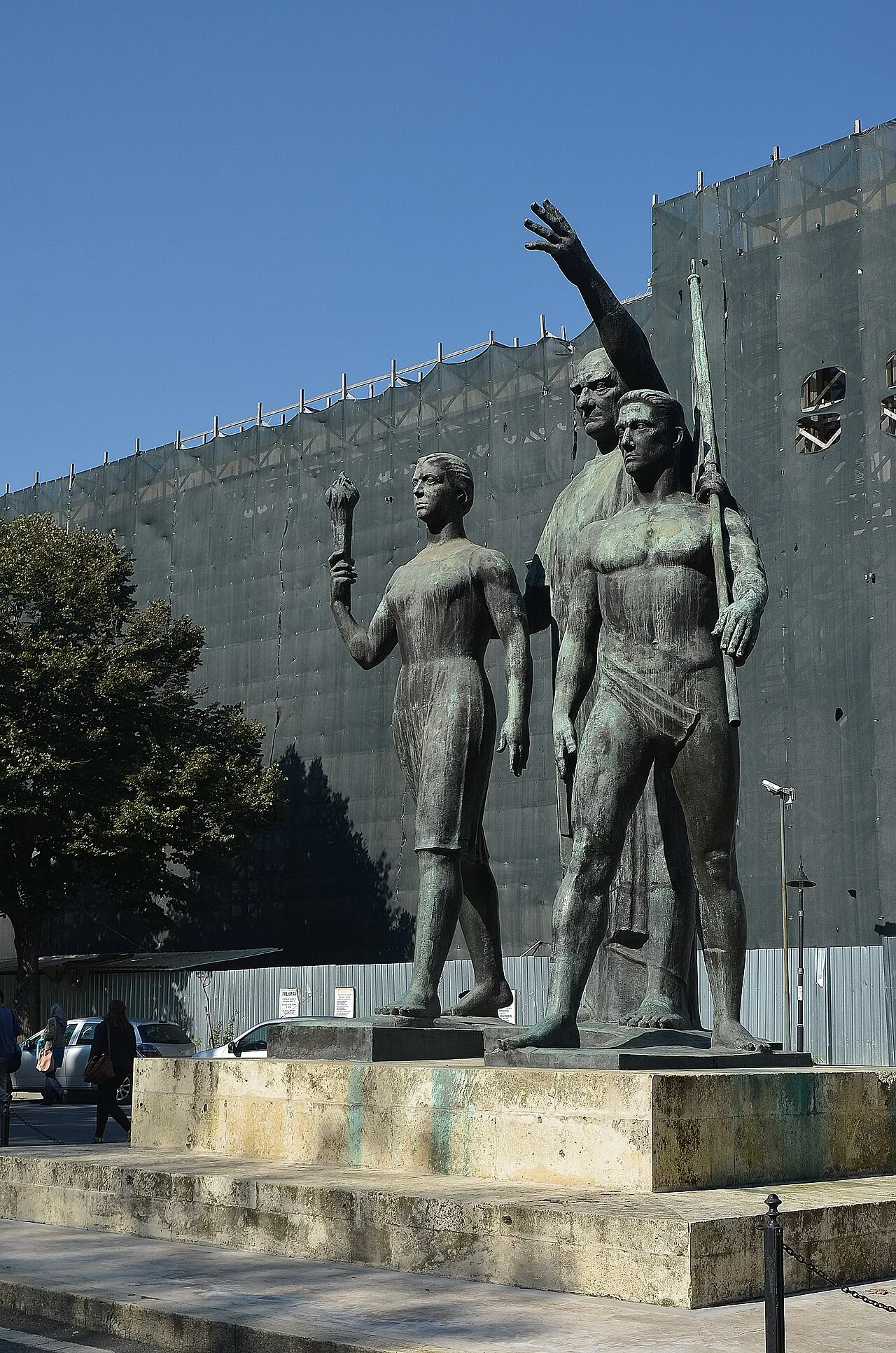 İstanbul Üniversitesi Atatürk ve Gençlik Anıtı - İstanbul