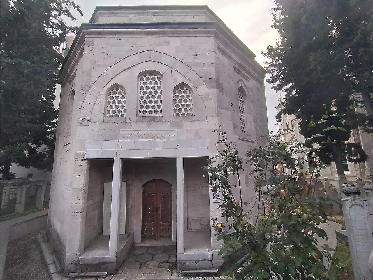 Kılıç Ali Paşa Türbesi - İstanbul