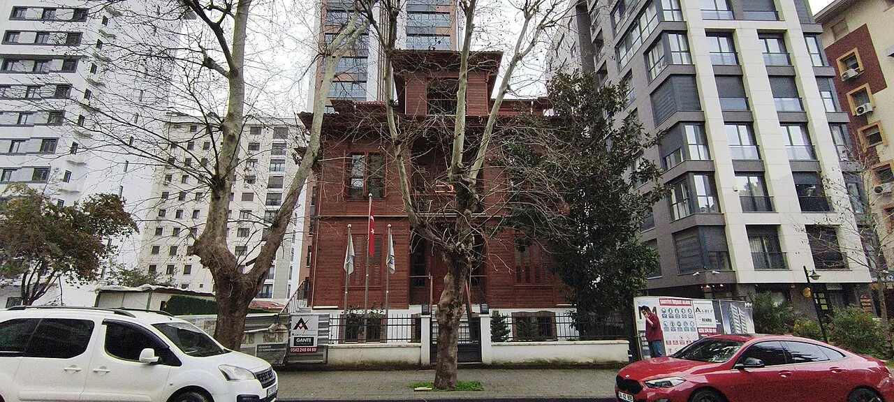 Köşk — Göztepe, Tanzimat, 64 - İstanbul