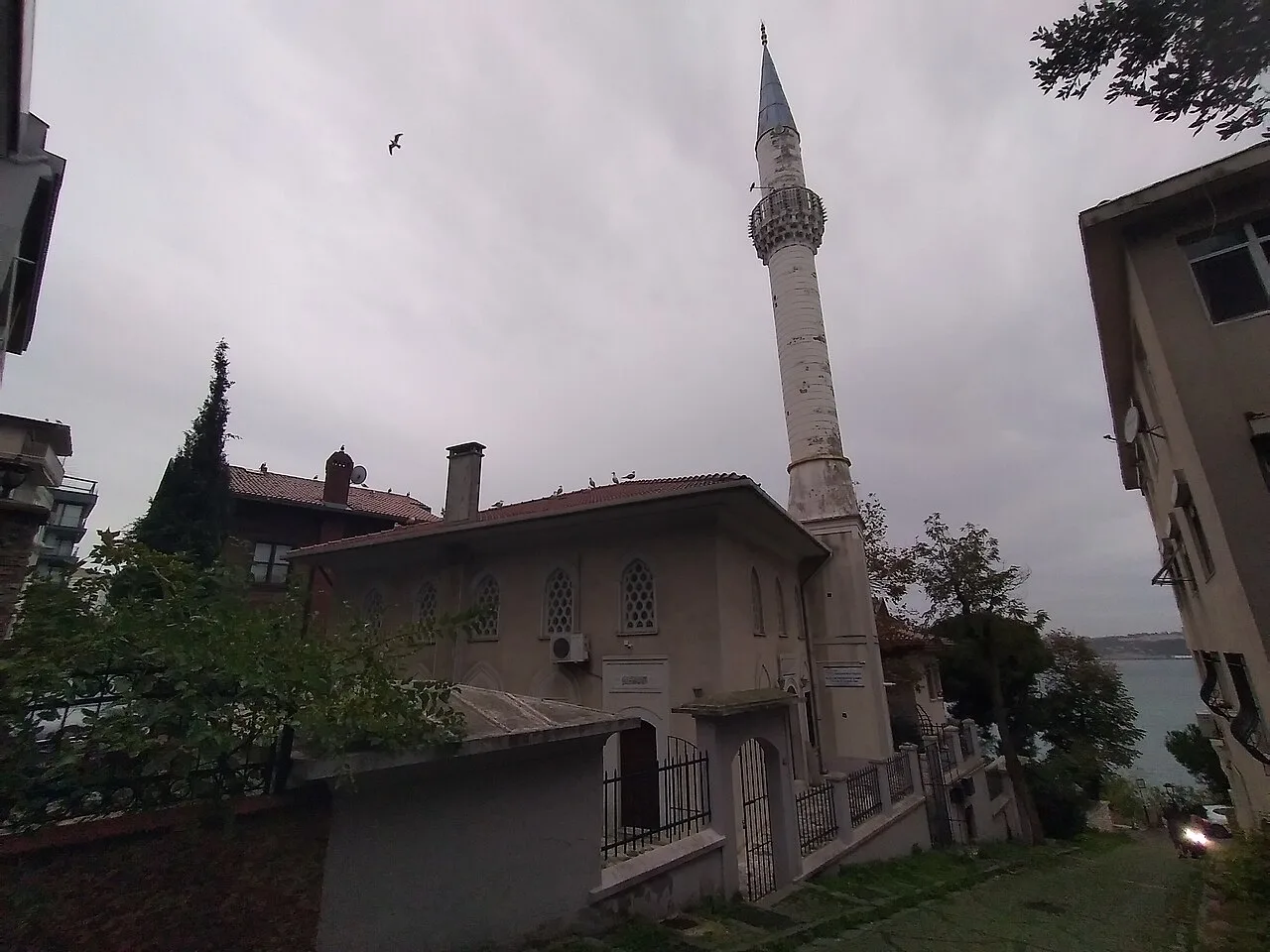 Küçük İhsaniye Camii - İstanbul