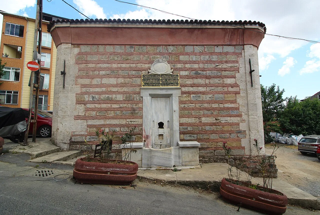 Mehmet Hüsrev Pasha Fountain - İstanbul