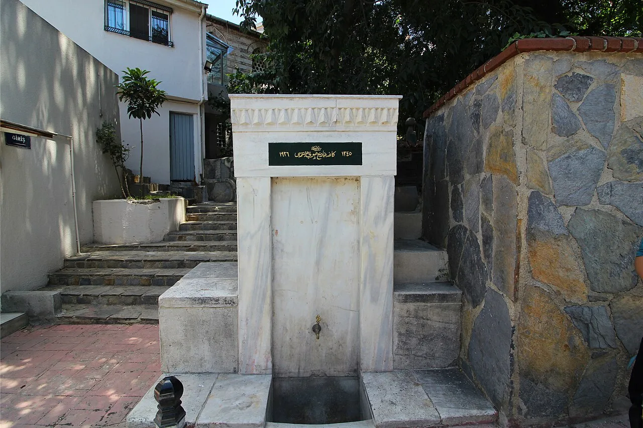Spring Water Fountain - İstanbul