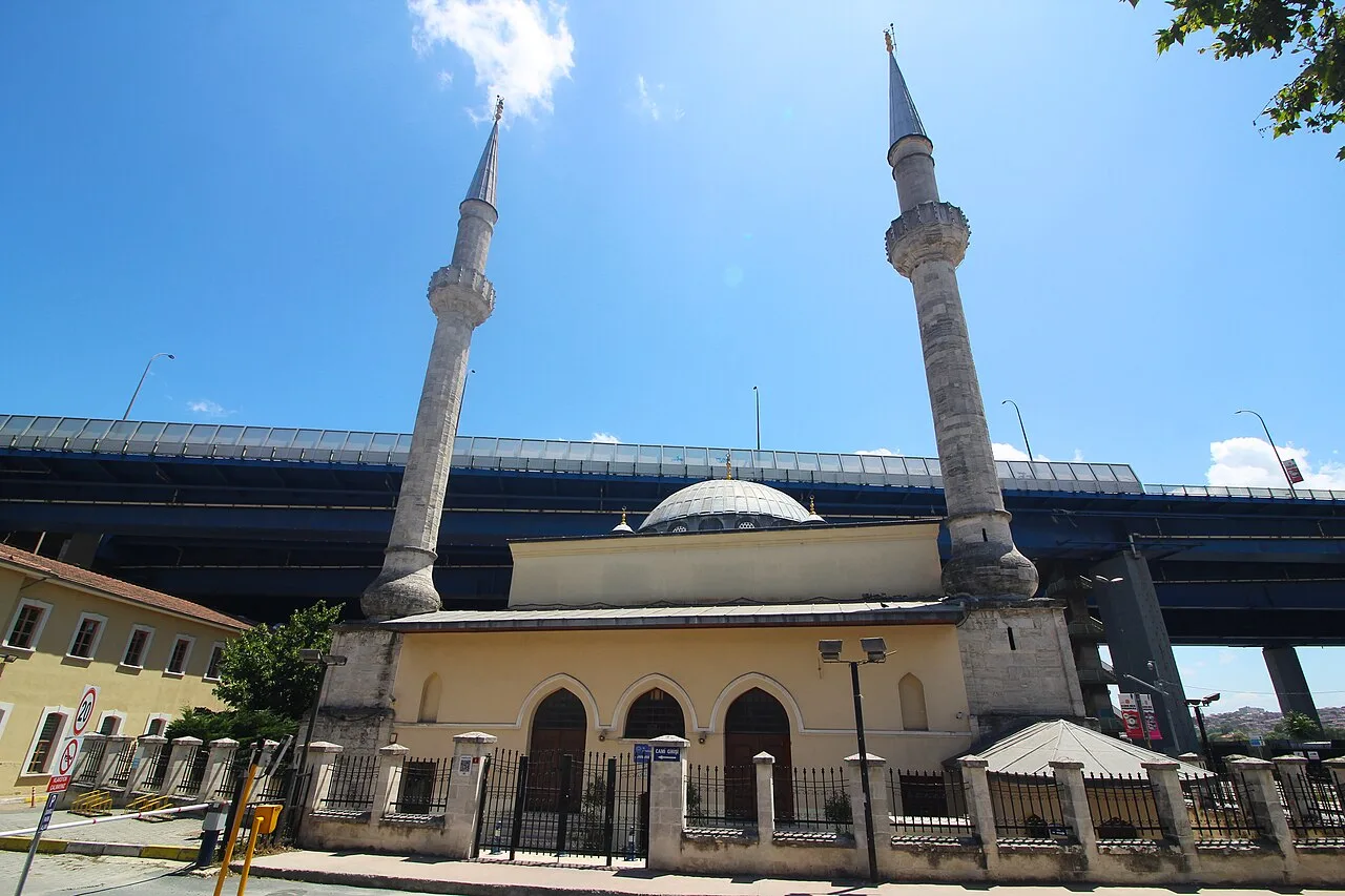 Mihrişah Valide Sultan Camii (Beyoğlu) - İstanbul
