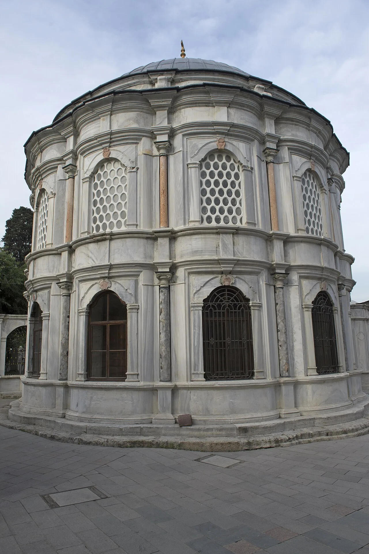 Mihrişah Valide Sultan Türbesi - İstanbul