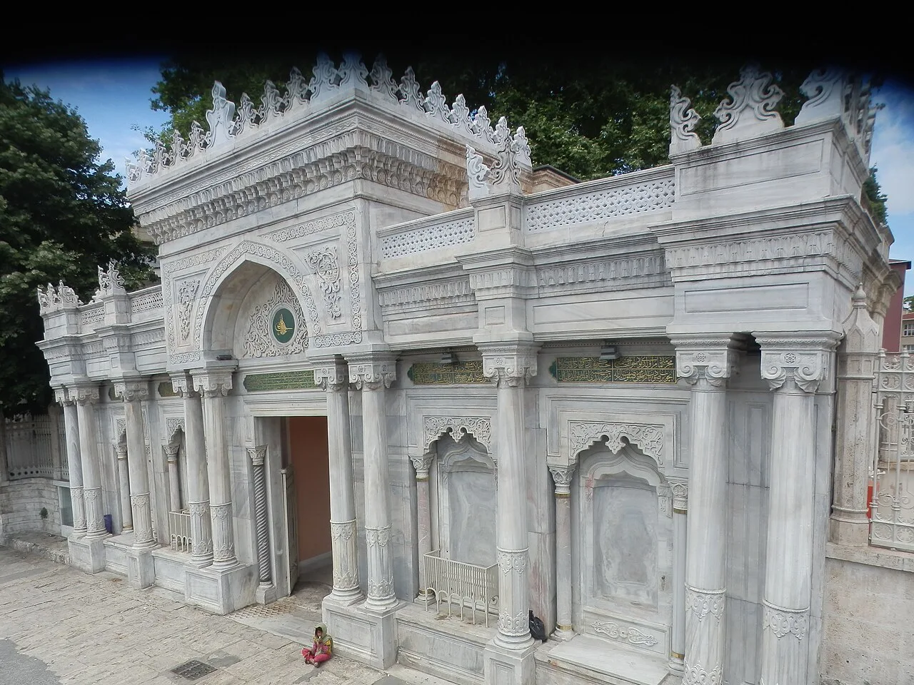 Pertevniyal Valide Sultan Mosque Fountains - İstanbul
