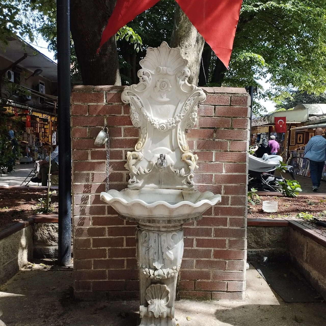 Sahaflar Çarşısı Çeşmesi - İstanbul