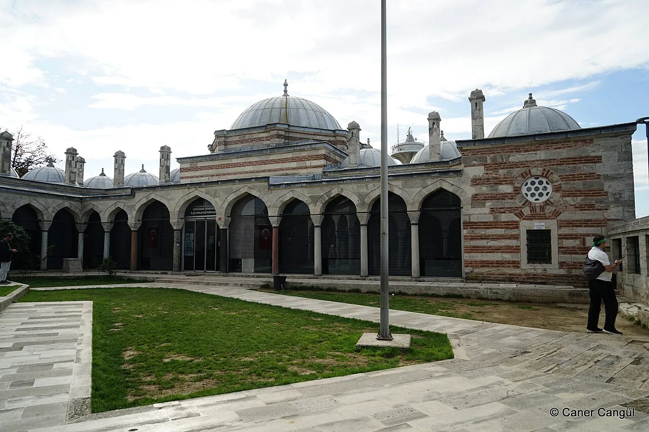 Şemsi Paşa Medresesi - İstanbul
