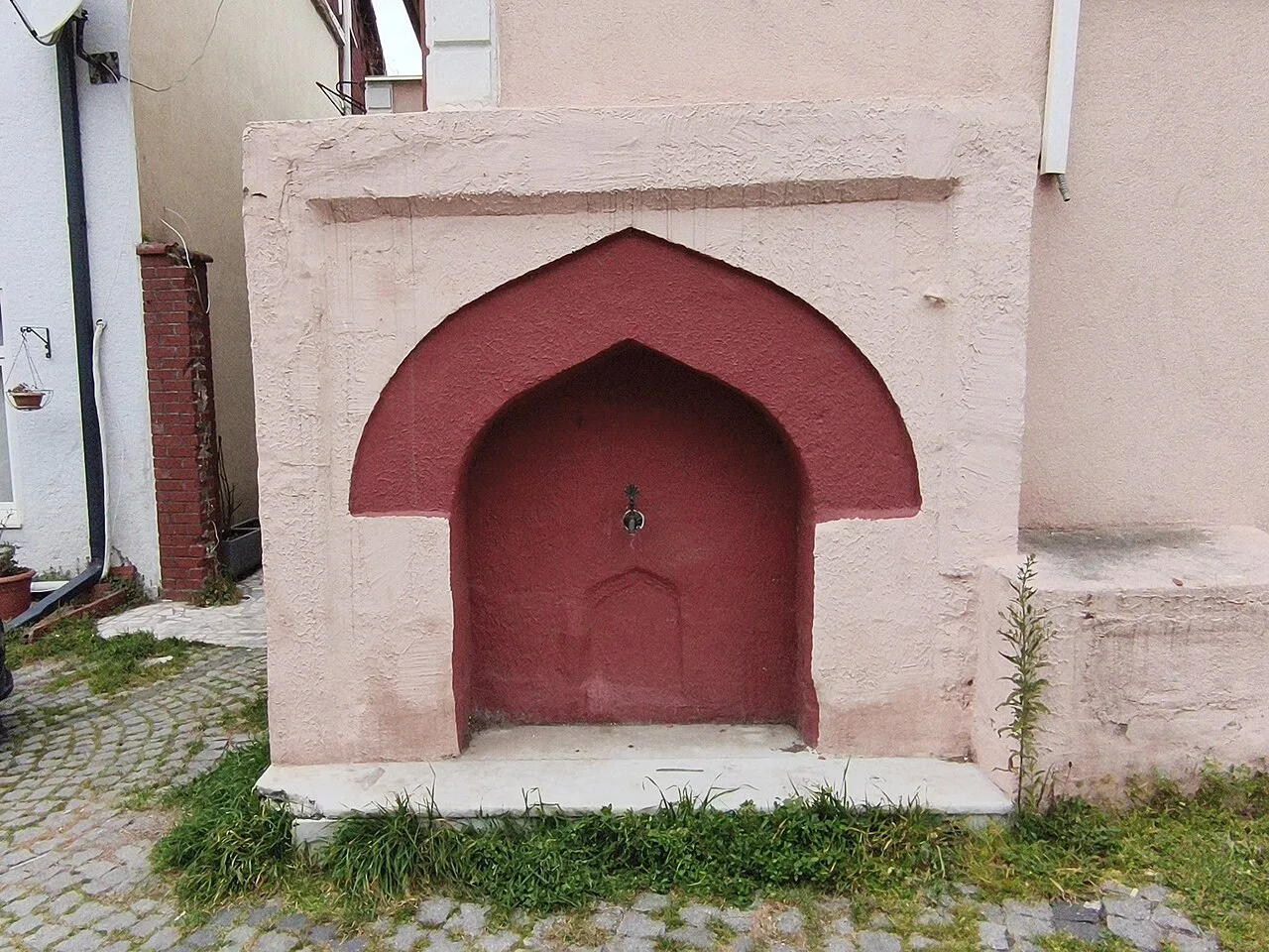 Setüstü Sokak Çeşmesi - İstanbul