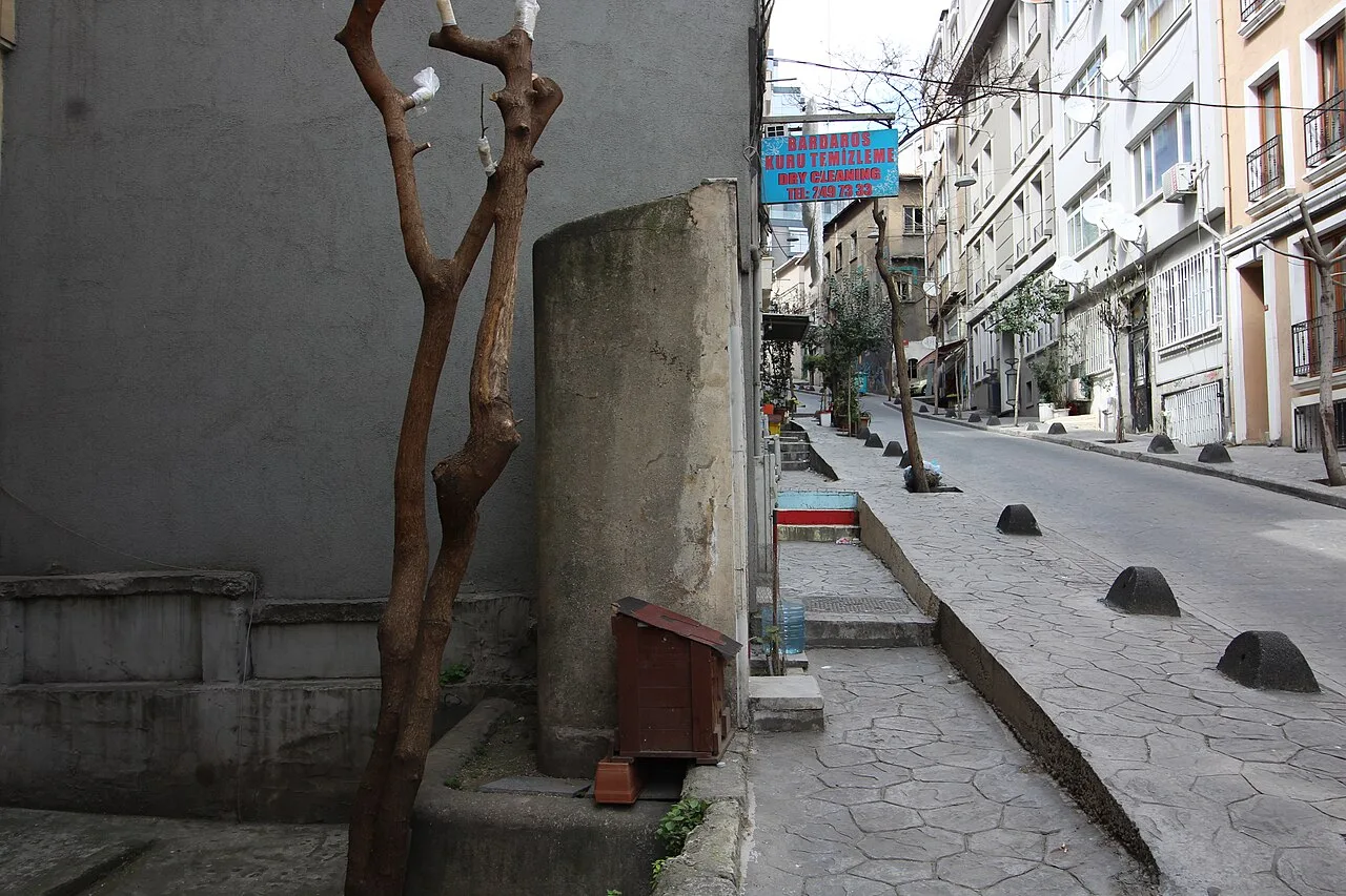 Silahdar Mehmet Ağa Fountain - İstanbul