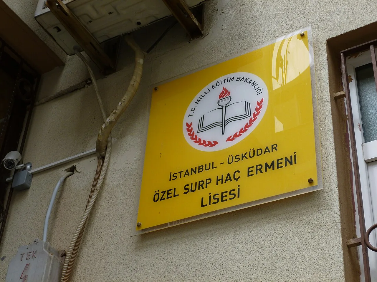 Surp Haç Tıbrevank Ermeni Lisesi - İstanbul