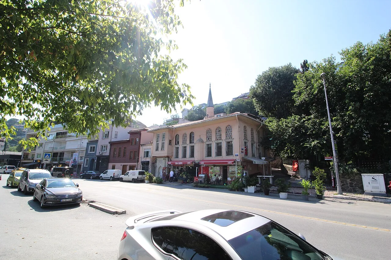 Tezkireci Osman Efendi Mosque Fountain - İstanbul