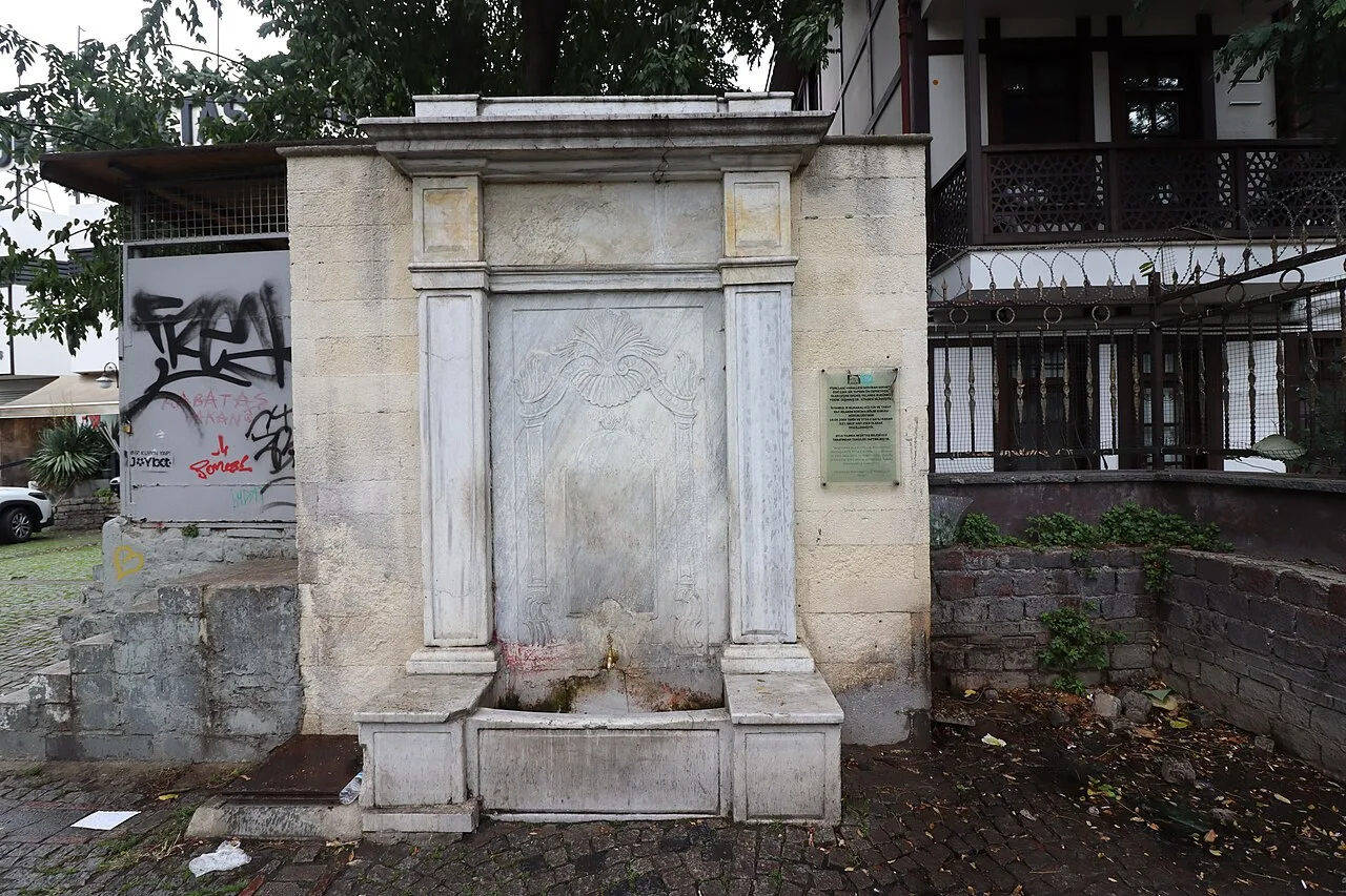 Uğur Mumcu Parkı Çeşmesi - İstanbul