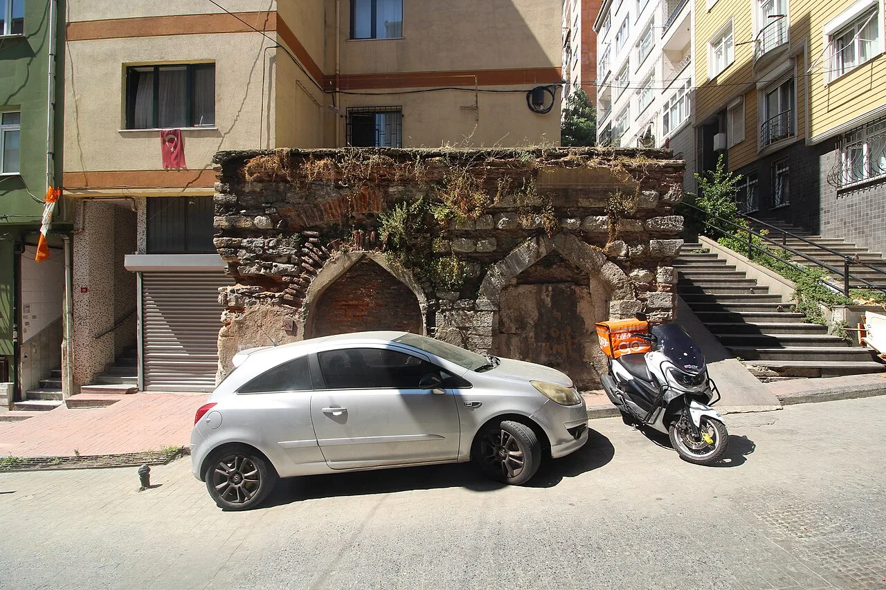 Uzun Piyale Pasha Fountain - İstanbul