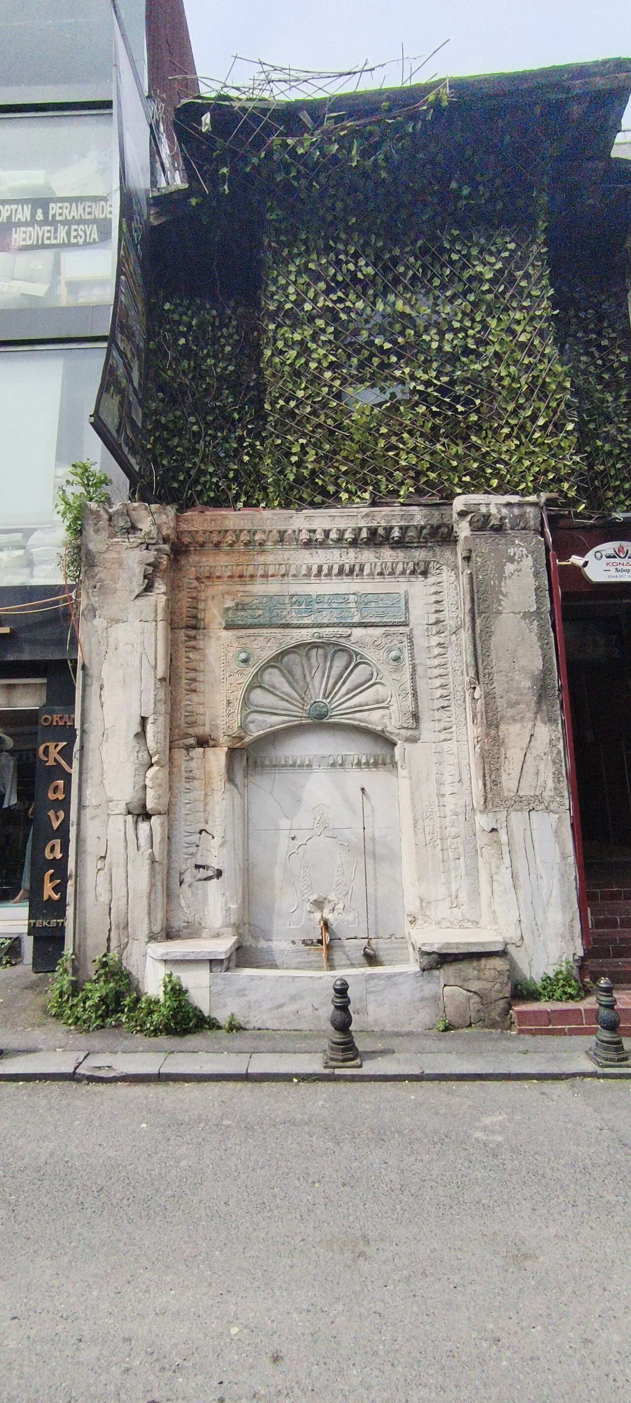 Valide Kethüdası Çeşmesi, Fatih - İstanbul