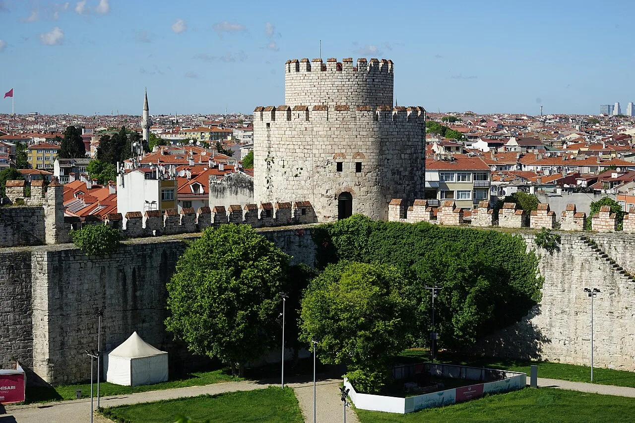 Yedikule Hisarı Hazine Kulesi - İstanbul