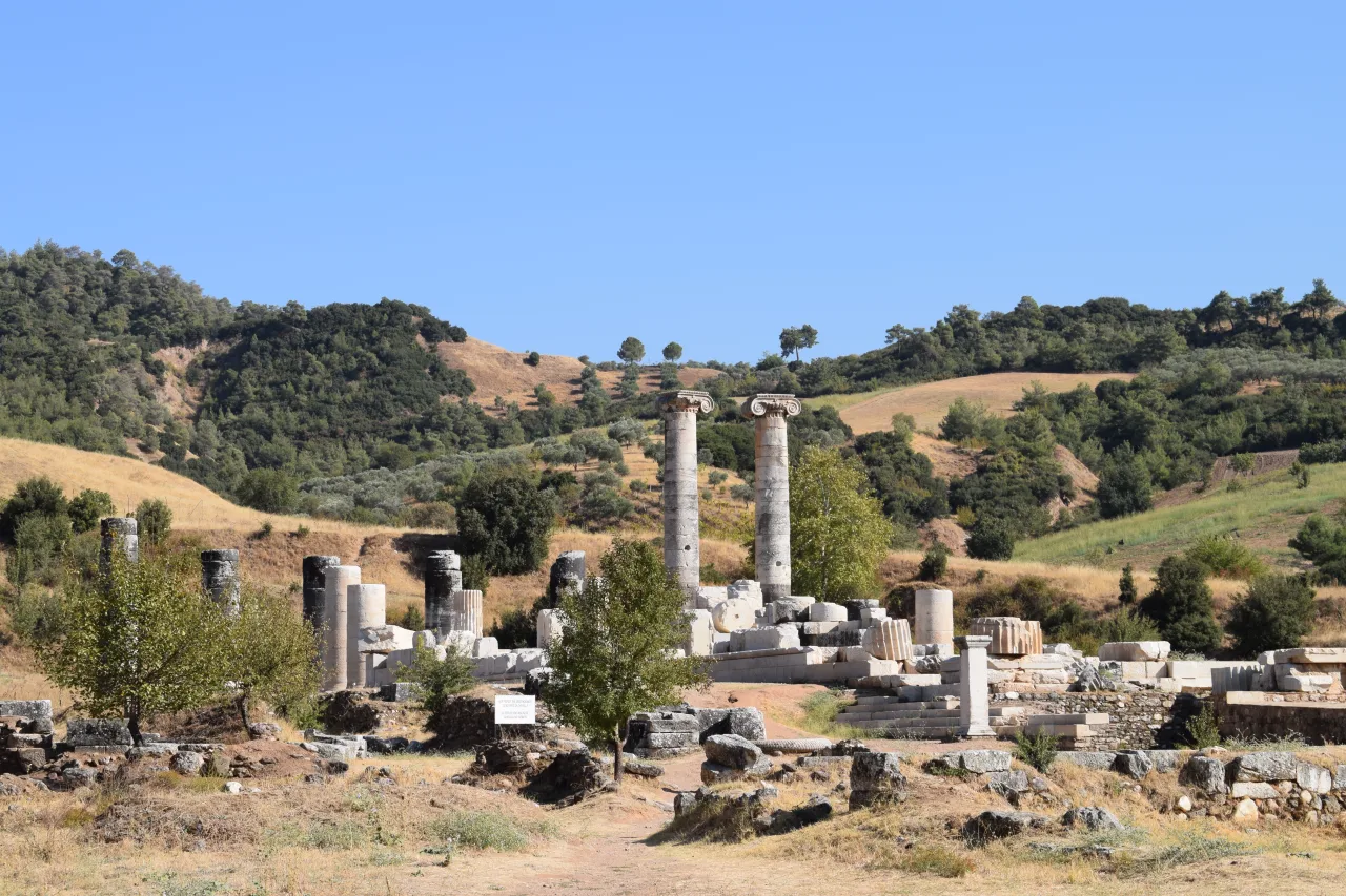 Artemis Tapınağı - İzmir