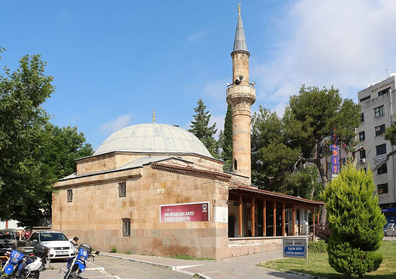 Bergama Kurşunlu Cami - İzmir