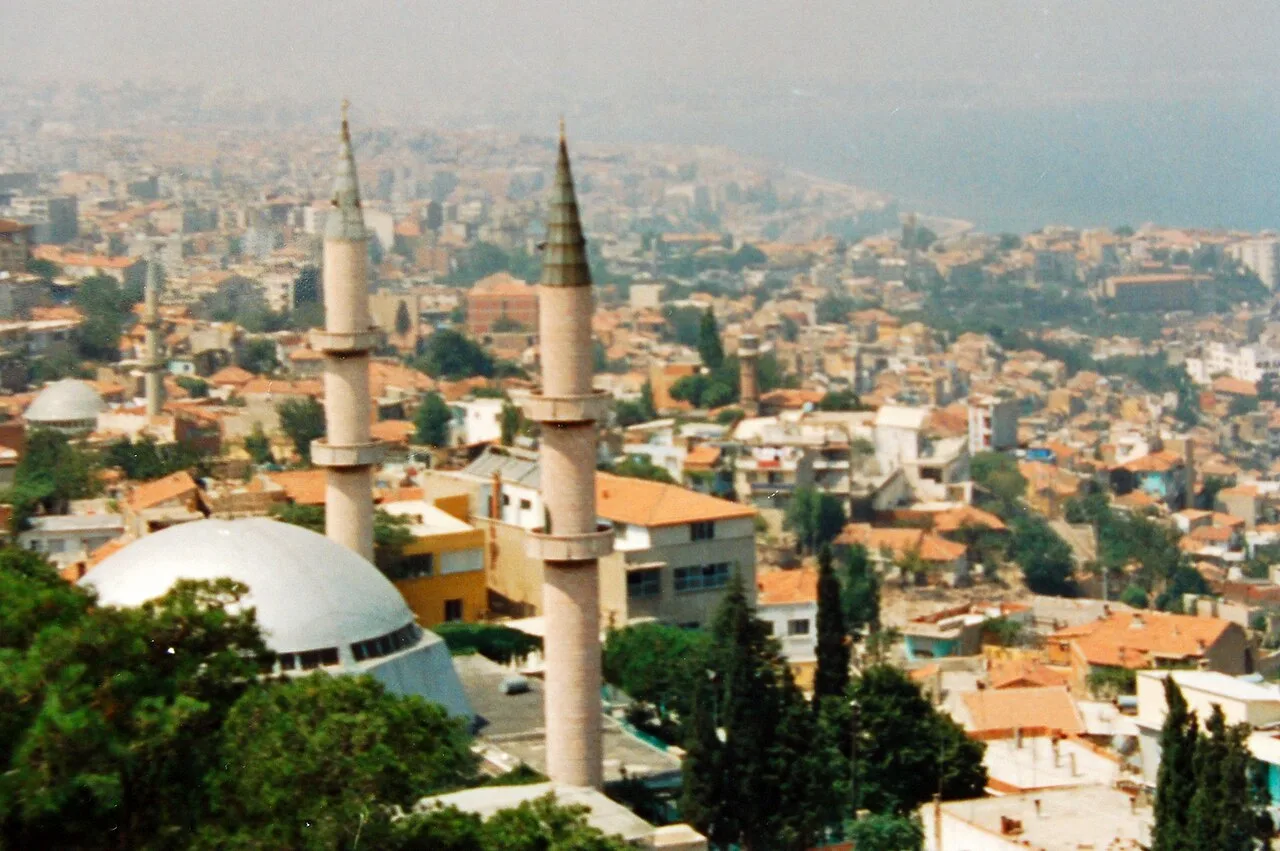Kadifekale Hava Şehitleri Camii - İzmir