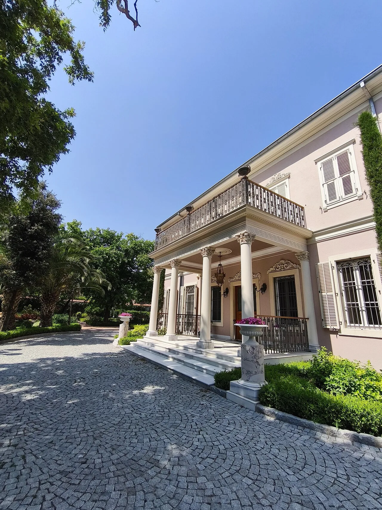 Mattheys Köşkü - İzmir