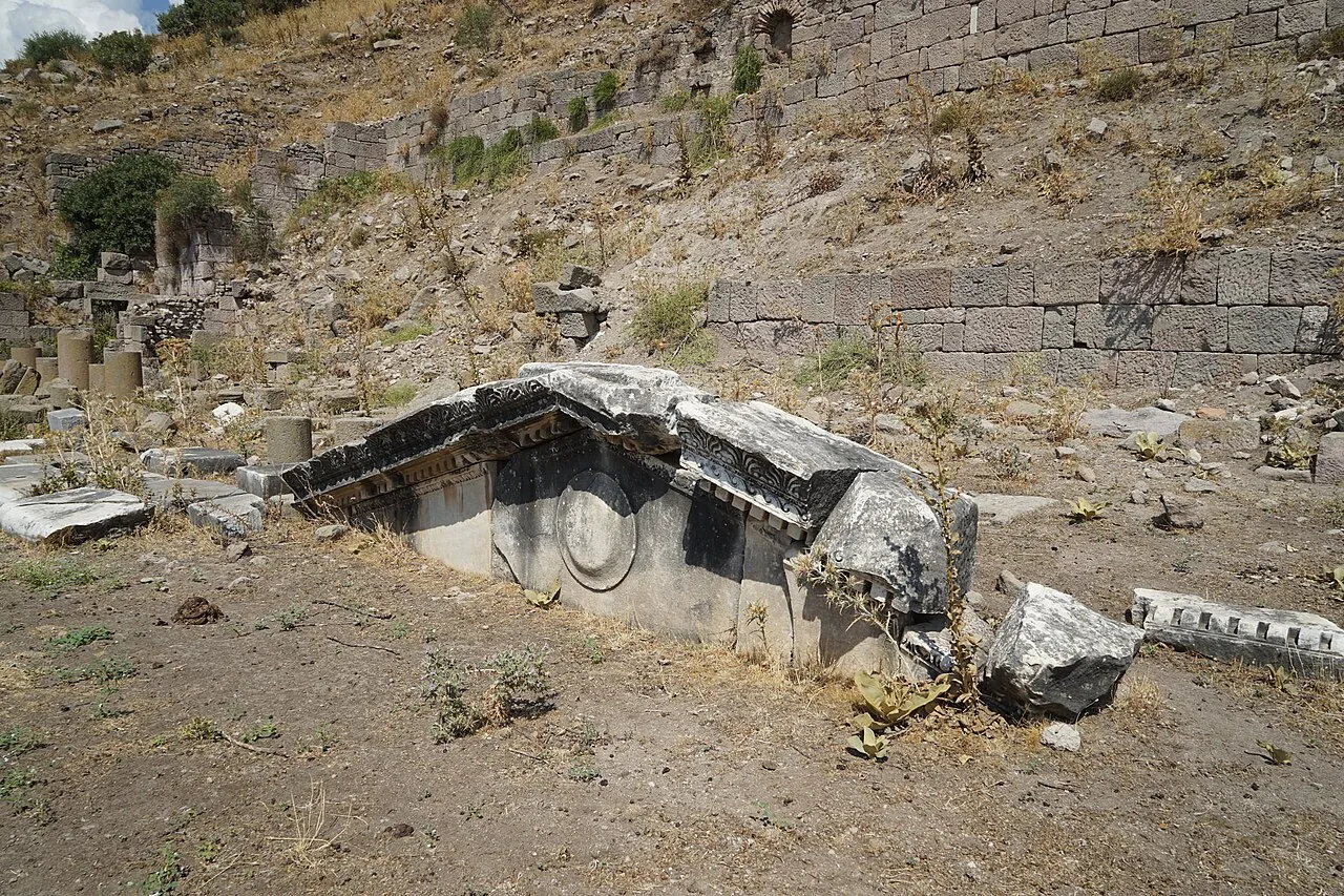 Pergamon Batı Hamamları - İzmir