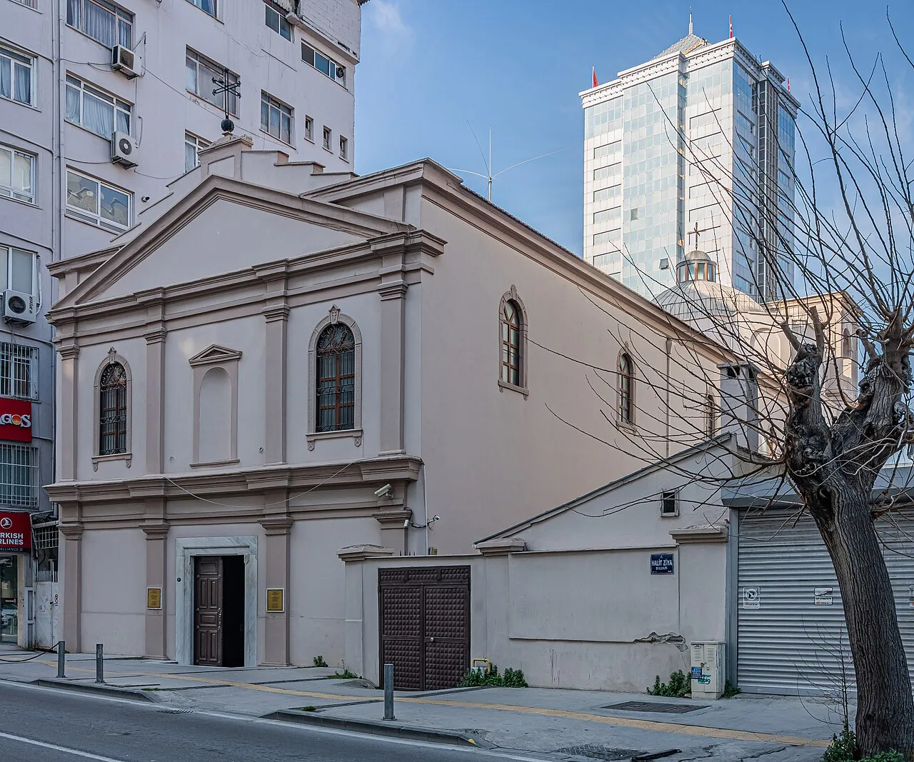 Santa Maria Katolik Kilisesi - İzmir