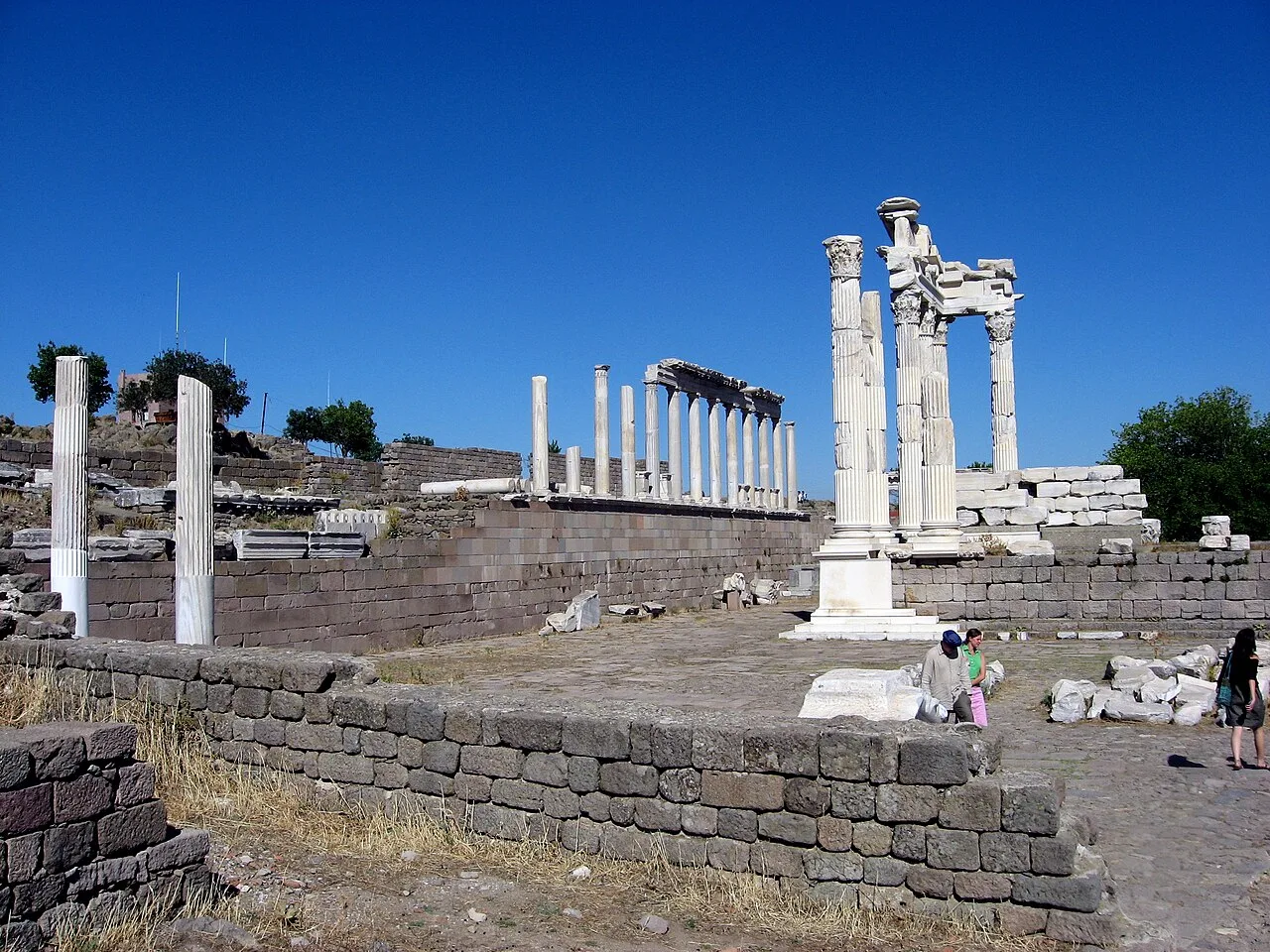 Trajan Tapınağı - İzmir