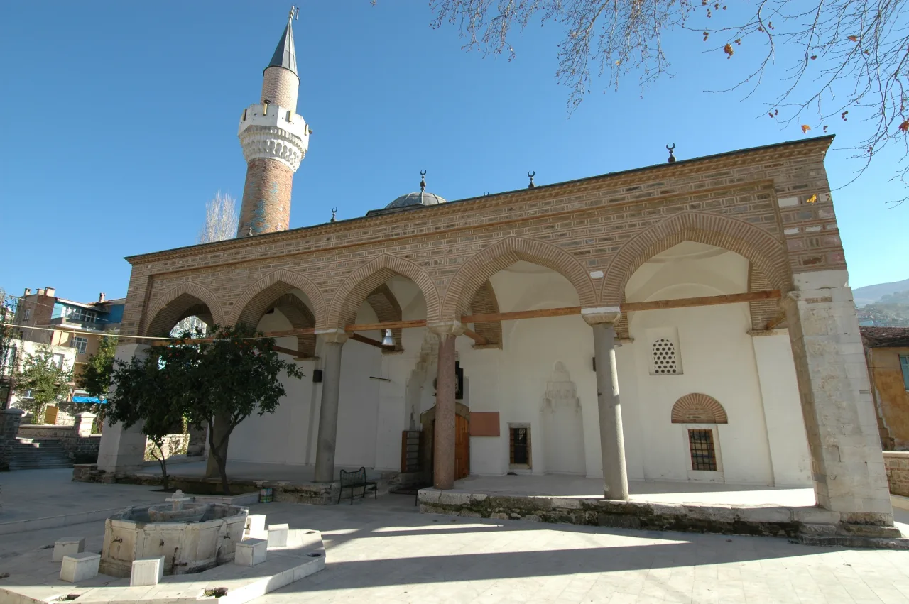 Yahşi Bey Camii - İzmir