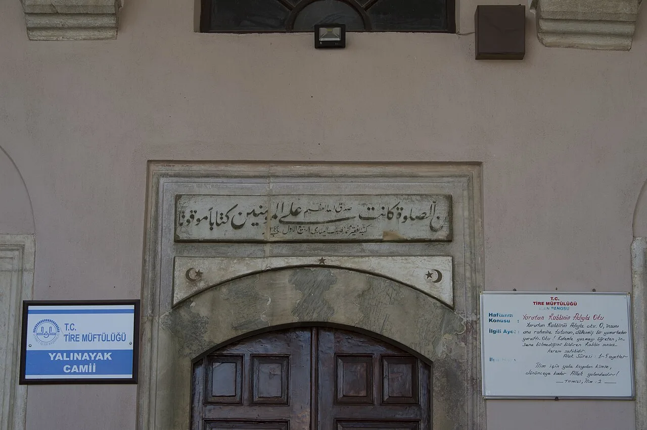 Yalınayak Hamamı - İzmir