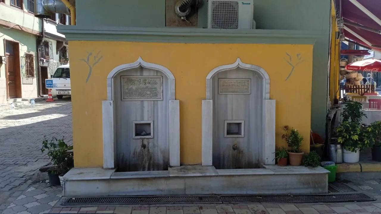 Çarşı Çeşmesi - Karaman