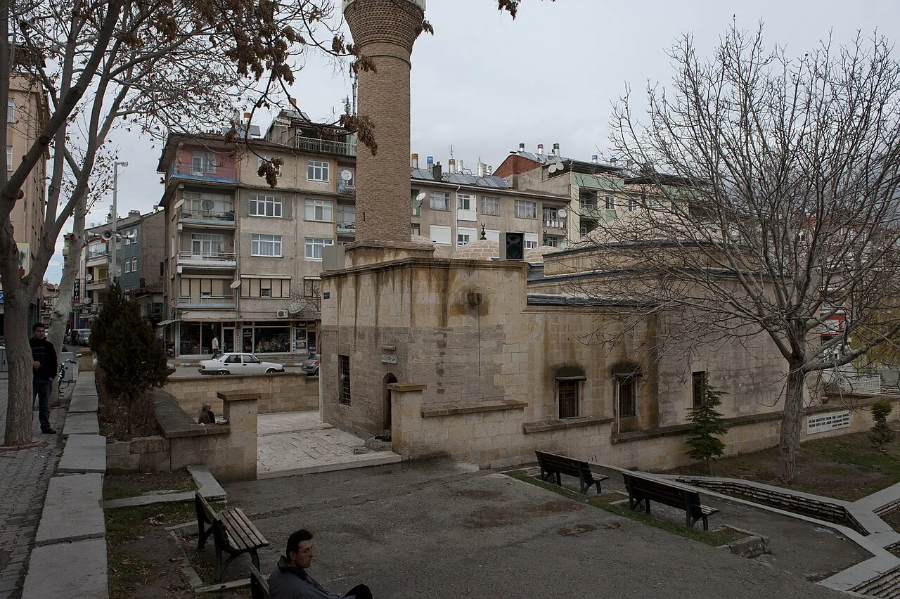 Yunus Emre Camii ve Türbesi - Karaman