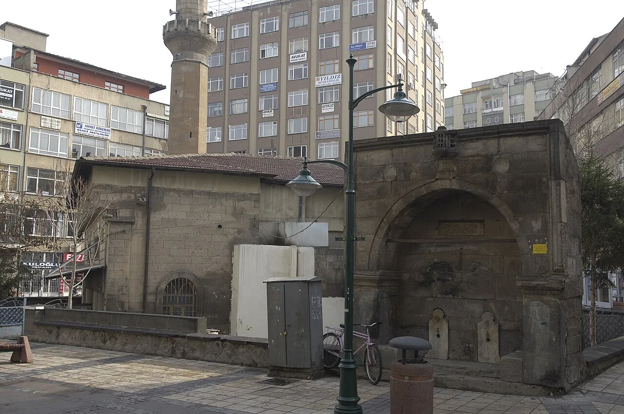 Şeyh Tennuri Camii - Kayseri