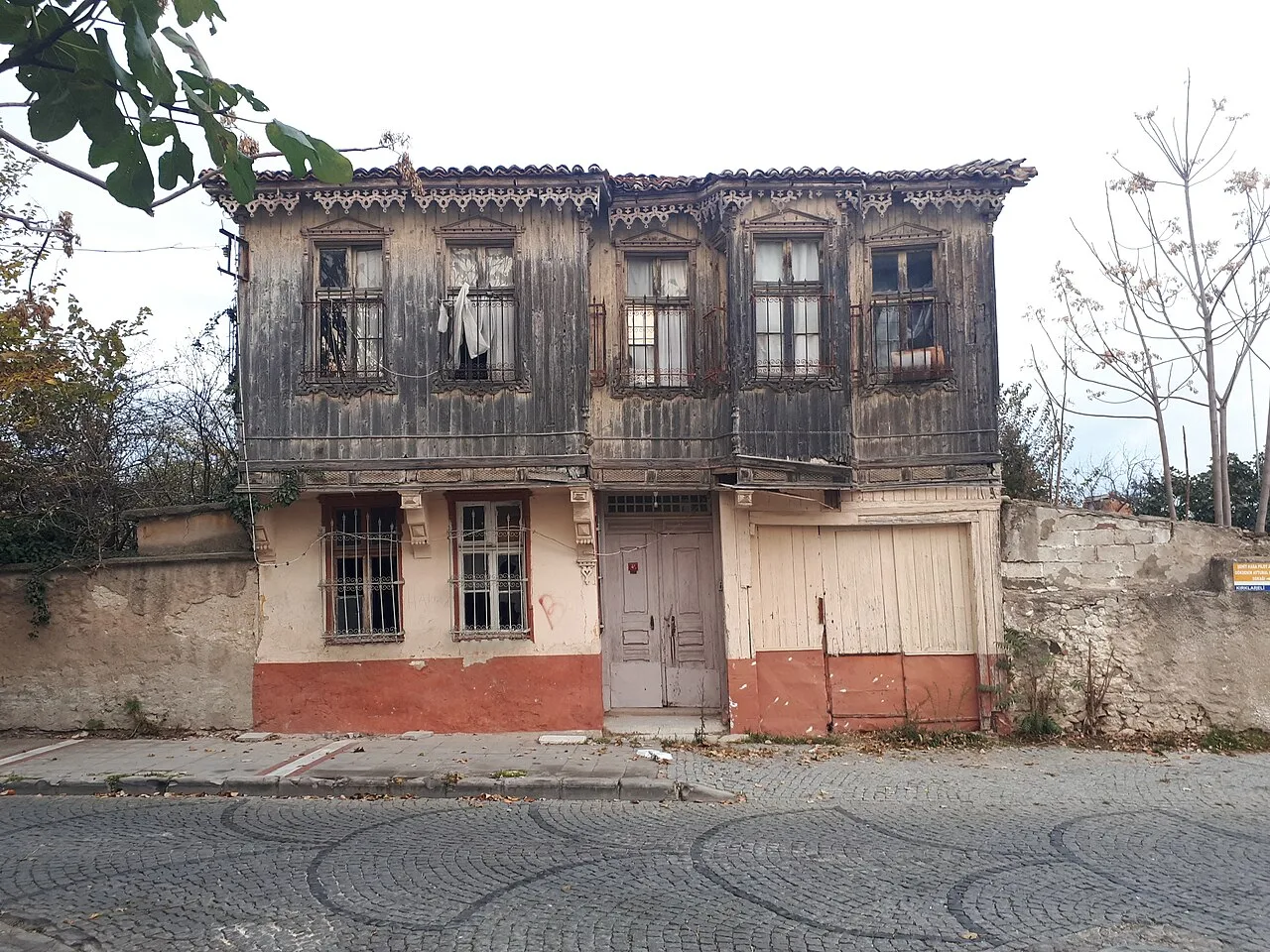 Doctor Hacı Yanaki Mansion - Kırklareli