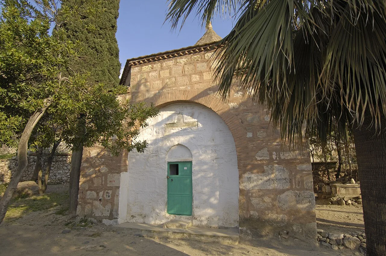 Revak Sultan Türbesi - Manisa