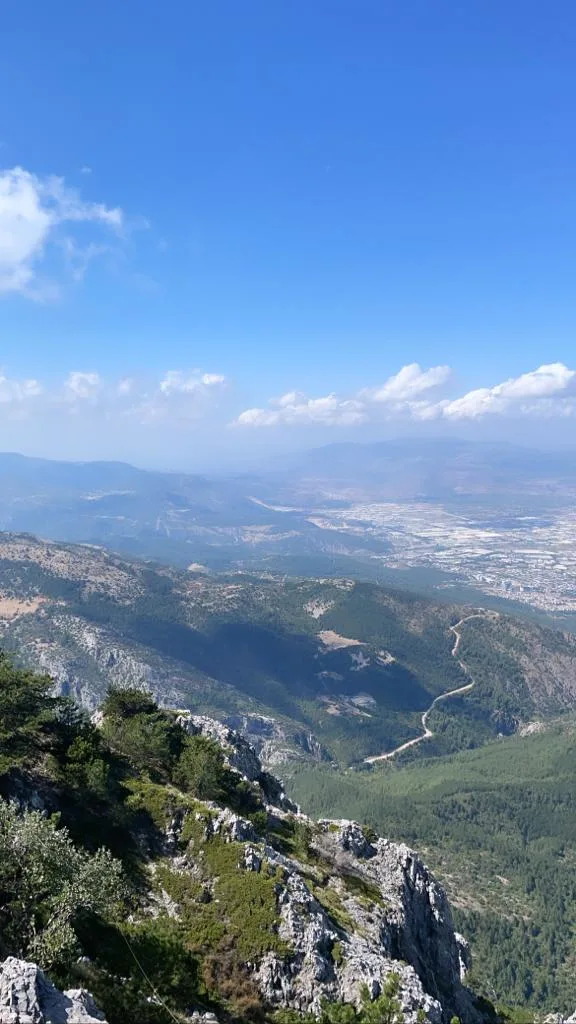 Spil Dağı Anıtı - Manisa