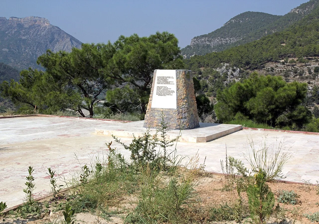 Frederick Barbarossa Memorial - Mersin