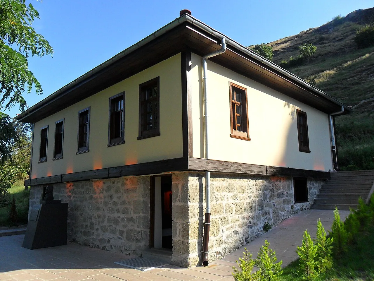 Tekkeköy Mağaraları Arkeoloji Vadisi Müze Evi - Samsun