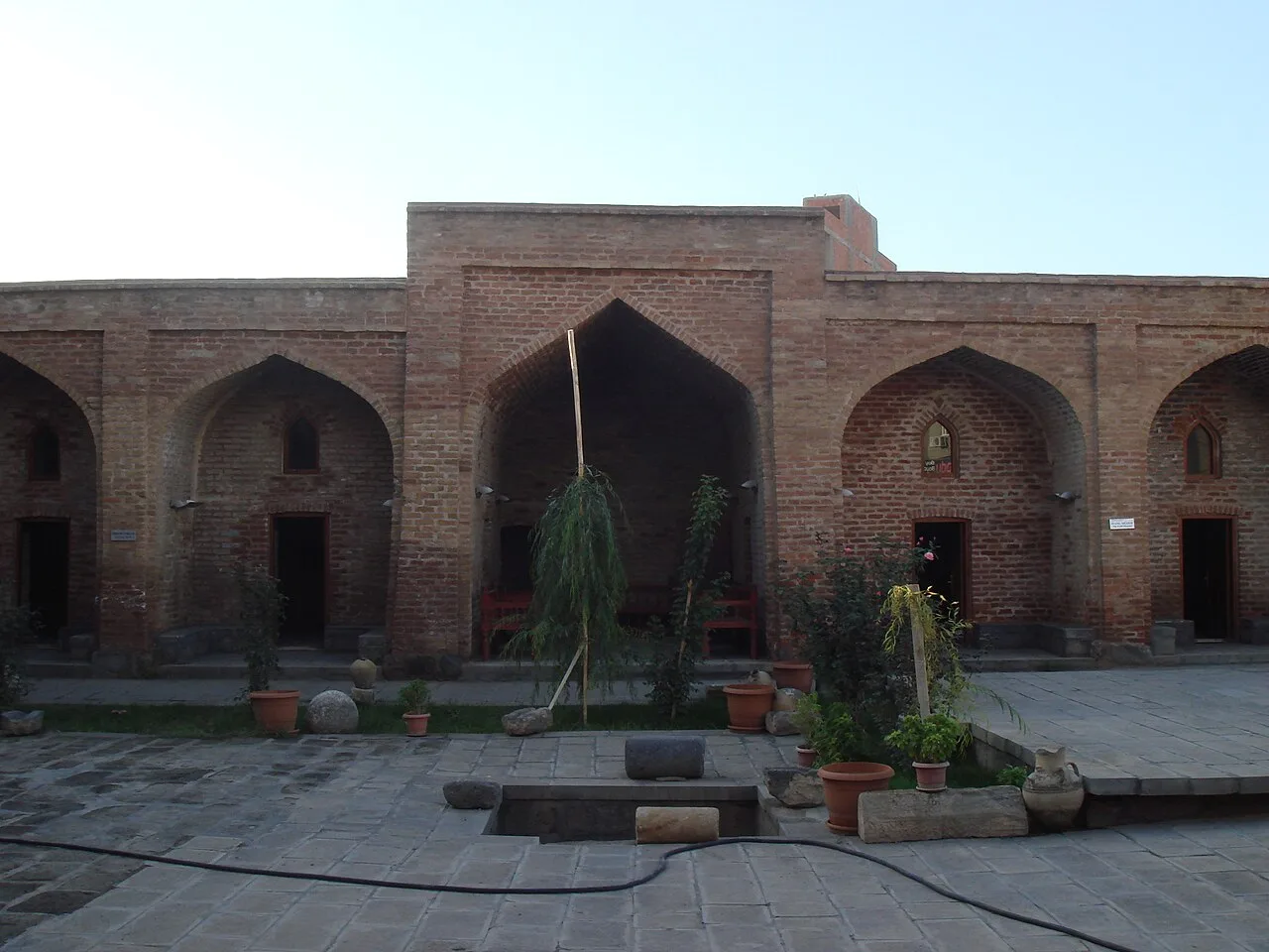 Kızıl Medrese - Şırnak
