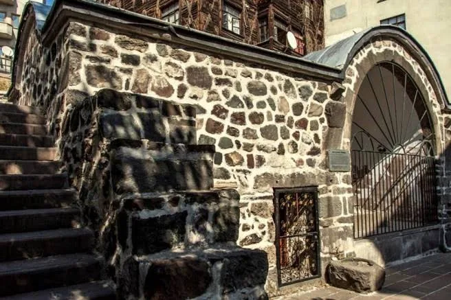 Hacı Çıkrık Türbesi - Tokat