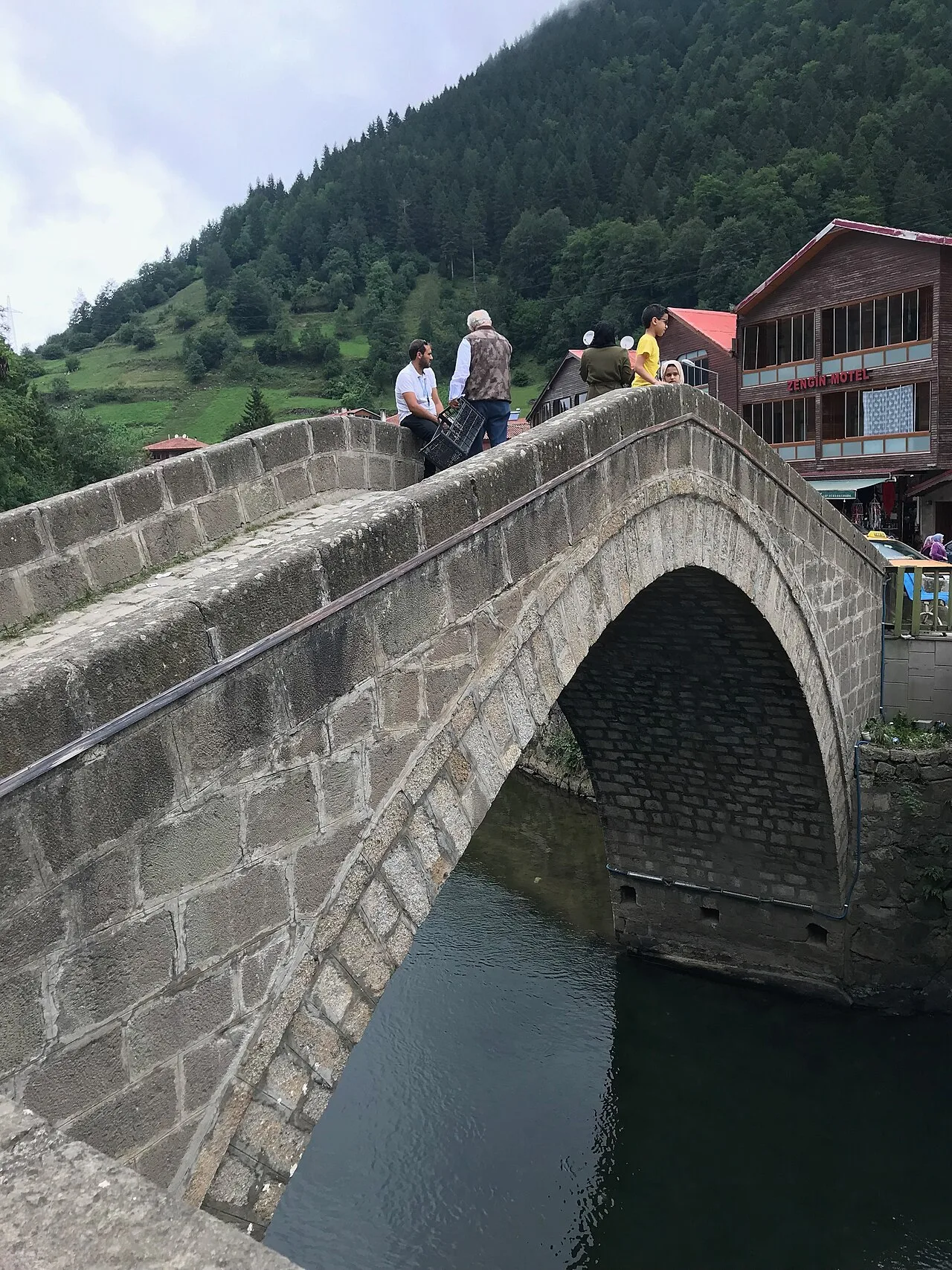 Uzungöl Taş Köprüsü - Trabzon