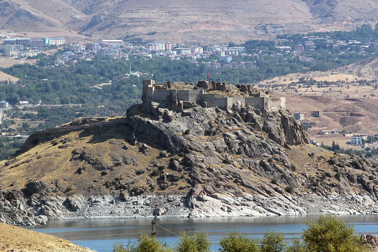 Tunceli gezilecek yerler ve tur rehberleri